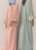 فستان كيمونو للأطفال مطرز