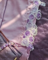 شرشف صلاة لف بنفسجى مزين بالاويا الفاخر من لاجور