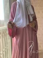 شرشف صلاة وردي بصلي سستة مزين بالكروشيه و الورد ال...