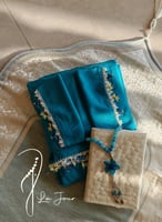 شرشف صلاة ازرق لف بالكروشيه و الورد الاويا فاخر