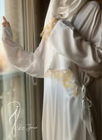 شرشف صلاة اويا لف ابيض اوف وايت طرحة متصلة