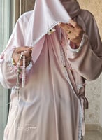 شرشف صلاة لف وردي فاتح اويا الورد ابيض ووردي