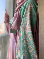 224012 شرشف صلاة رسم باتيك لف بصلي واخضر و الطرحة...