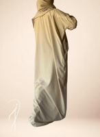 شرشف مرد لف رمادي على لفندر باستيل بنفسجي دانتيل ط...