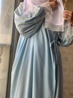 شرشف صلاة مرد دانتيل سماوي و طرحة بوال دانتيل ابيض