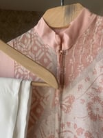 شرشف صلاة باتيك سستة وردي طرحة منفصلة