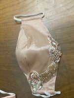 كمامة سهرة باودر بنك مطرز بالخرز و الكريستال