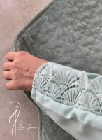 شرشف صلاة لف جبير تفني و الطرحة مثبتة