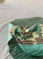 شرشف صلاة باتيك لف مفتوح احضر منقوش