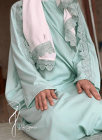 شرشف صلاة لف جبير تفني و الطرحة مثبتة