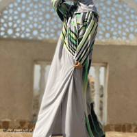 شرشف صلاة بمرد رمادي واخضر لف و الطرحة مثبتة