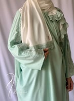 شرشف صلاة لف جبير تفني و الطرحة مثبتة