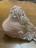 كمامة سهرة باودر بنك مطرز بالخرز و الكريستال