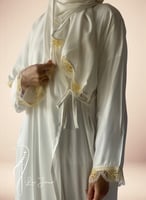 شرشف صلاة اويا لف مفتوح اوف وايت مع اصفر