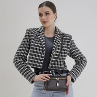 Elegant Box Bag - size 19