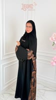 بني غامق