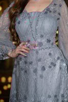 فستان سهرة نسائي لون الافندر مطرز بأكمام قصيره شفا...