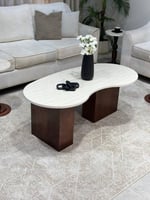 طقم طاولة خشب بني بسطح بديل رخام – تصميم فاخر وأني...