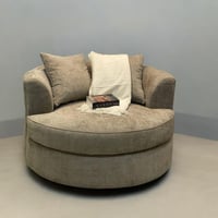 كرسي استرخاء كبير