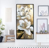 لوحة ديكور مع علاقة عبايات طباعة كانفس مقاس 150*75...