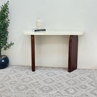 طاولة مدخل سطح بديل الرخام ملمس ناعم قاعده خشب لون...