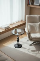 طاولة خدمة بتصميم كلاسيكي