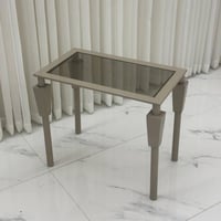 طاولة خدمة أنيقة – شمباني بزجاج بني شفاف #عروض شهر...