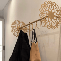 علاق مدخل عبايات ذهبي - متعدد الألوان