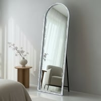 مرآة أرضية مودرن بإضاءة LED