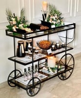 عربية تقديم أسود زجاج شفاف (GM)