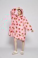 بطانية هودي "فراولة" للكبار Strawberry Hooded Blan...