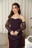 فستان سهرة بنفسجي غامق بأكمام دانتيل أنيقة وتصميم...