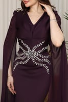 فستان سهرة بنفسي ملكي بتطريز كريستالي فاخر وتصميم...