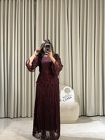 فستان دانتيل خمري أنيق بأكمام واسعة وتصميم كلوش نا...