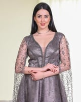 فستان سهرة بتطريز زري