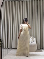 فستان شامبان فاخر بتطريز زهور ثلاثي الأبعاد وتنورة...