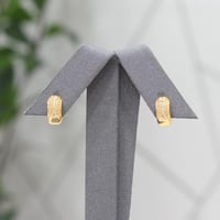 حلق بديل الذهب بريق الفخامة