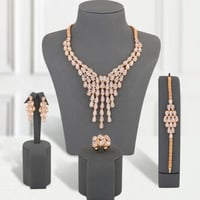 طقم بديل الذهب شلال الذهب البراق