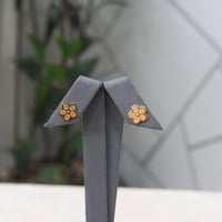 حلق بديل الذهب زهور