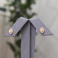 حلق عين الغزال