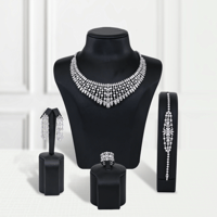 طقم بديل الذهب تاج الأناقة