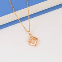 طقم المربع الذهبي