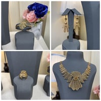 طقم بديل الذهب الفراشة الذهبي