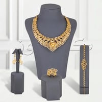 طقم طوق الورد بديل الذهب