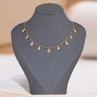 طقم شوكر مربع ذهبي