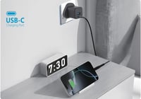 شاحن جداري بمنفذي C-Type وUSB بقدرة 20 واط من EONE