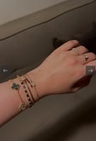 طقم أساور فخم