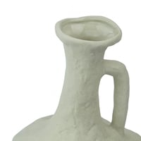 جرة من السيراميك - E