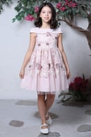 فستان بناتي