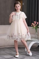 فستان بناتي